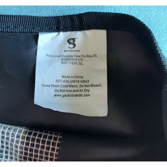 Geckobrands Durable View 20L Dry Bag PVC Polyester Material Shoulder Strap Black - Picture 6 of 6